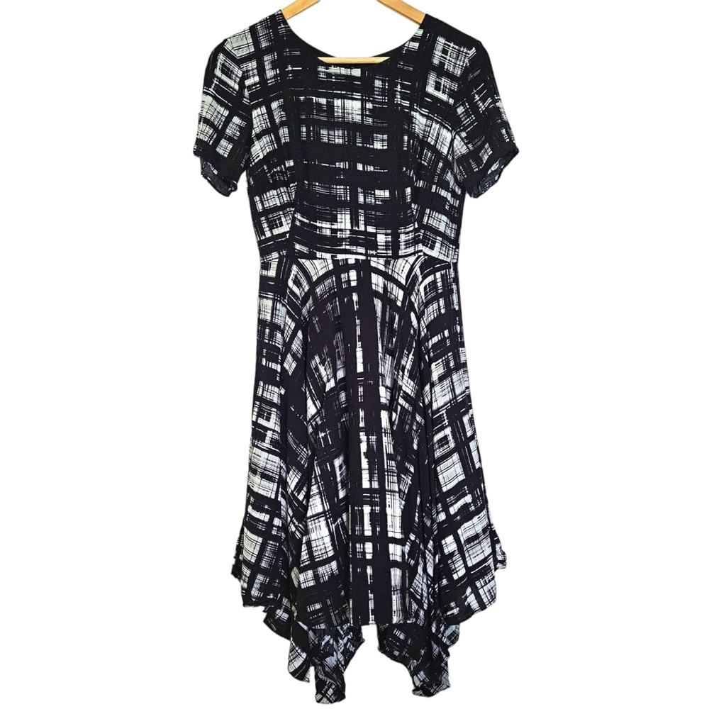 Anthropologie Corey Lynn Calter Fit & Flare Hanky Hem Plaid Rayon Dress 6